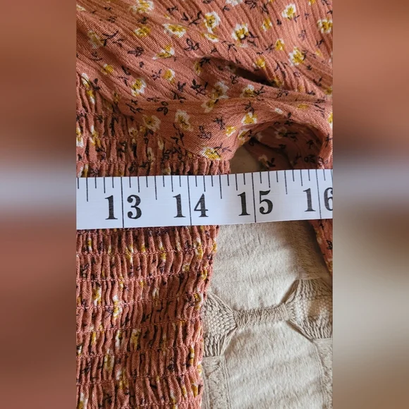 Floral Smocked Rust Top - Picture 3 of 7